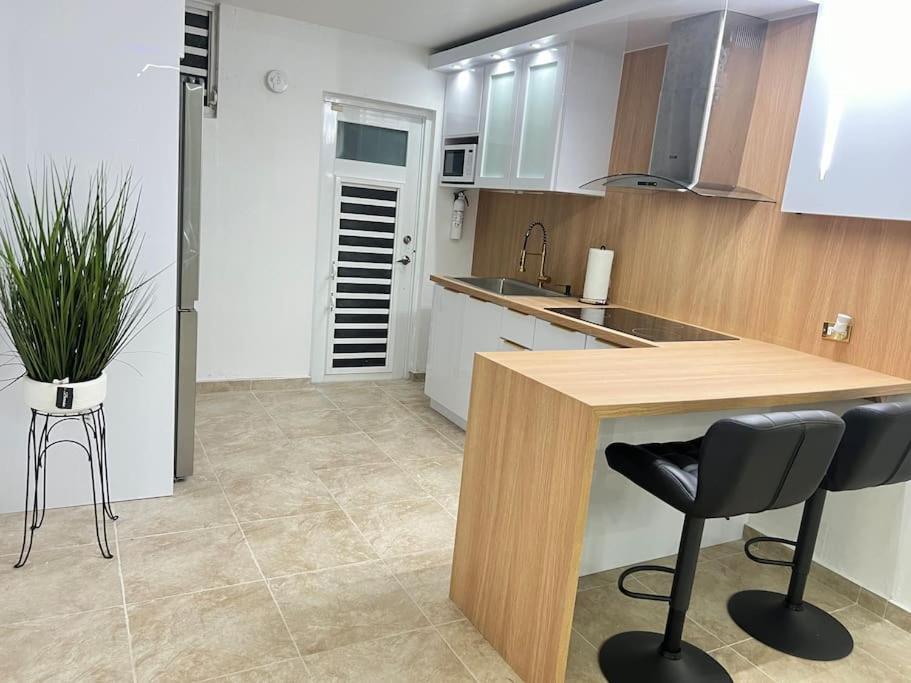 Relaxing Apt Near Sju Airport And Beaches 5 Min Drive Apartment San Juan Ngoại thất bức ảnh